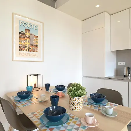 Feels Like Bairro Ignez River View Apartment